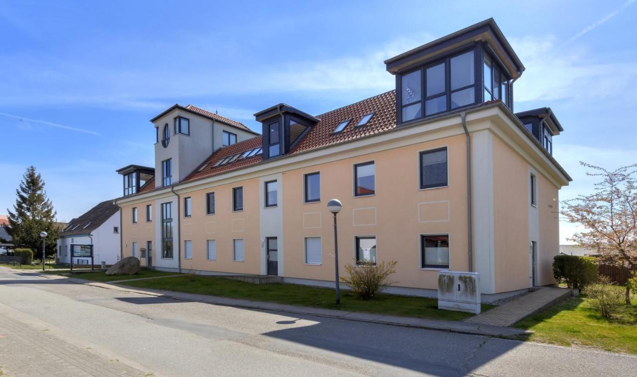 Peenemuende, Seglerhafen St Schoner 7, 13, 14 エクステリア 写真
